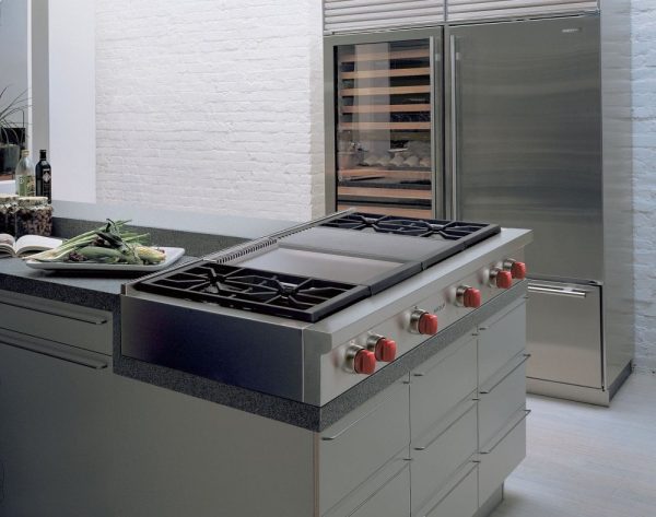 Wolf SRT484CG 48  Sealed Burner Rangetop - 4 Burners, Infrared Charbroiler And Infrared Griddle Online now